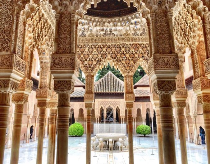 Alhambra-Granada-Spain-824x642
